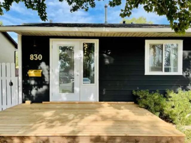 House for sale in Varsity Village, Lethbridge