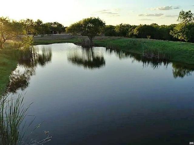 Farm for sale in Jourdanton, Atascosa County