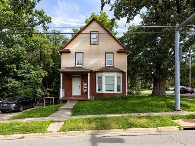House for sale in Iowa City, Iowa