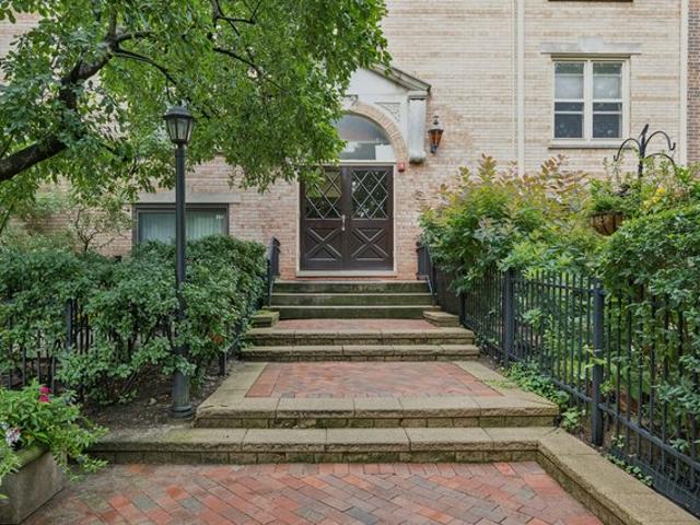 Condo for sale in Evanston, Illinois