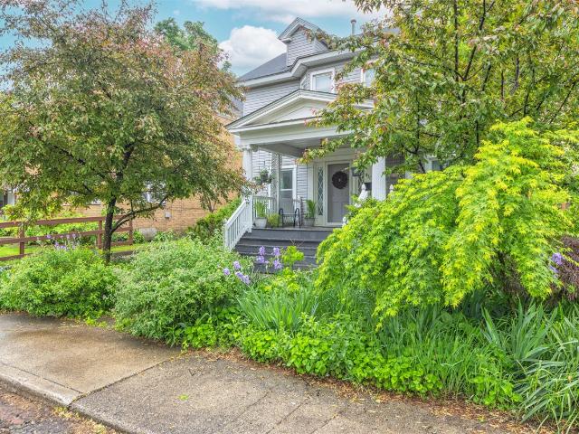 House for sale in Kalamazoo House for sale in Kalamazoo