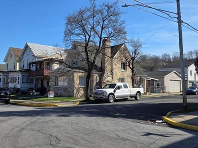 House for sale in Huntingdon, Pennsylvania