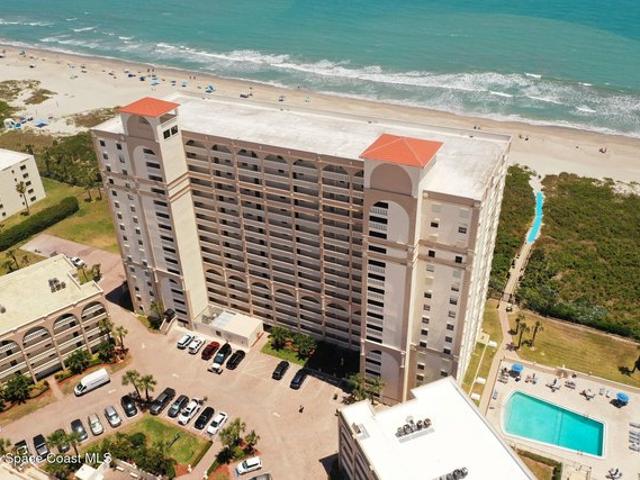 Condo for sale in Cocoa Beach, Florida