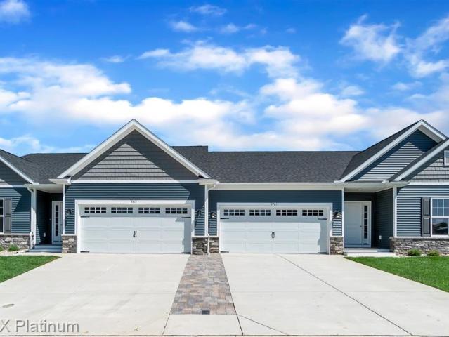 Condo for sale in Fenton, Michigan