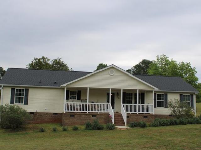House for sale in Cowpens, South Carolina