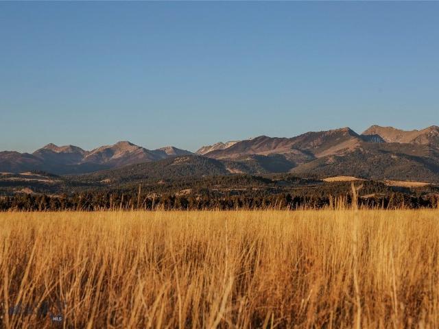 Property for sale in Clyde Park, Montana