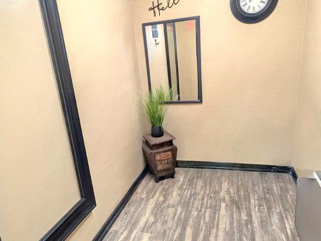 Commercial for sale in Oregonia