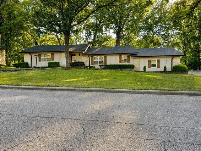 House for sale in Nixa, Missouri