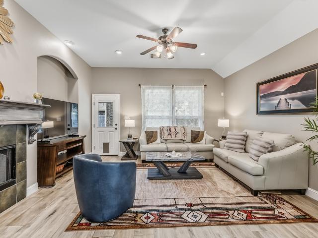 House for sale in Nederland, Jefferson County