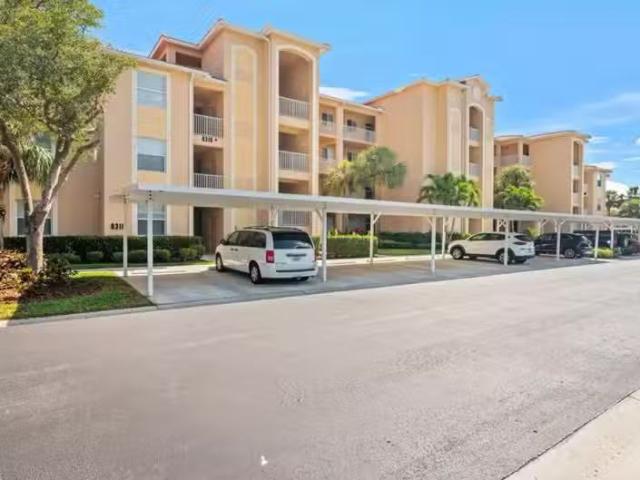 Condo for sale in Fort Myers