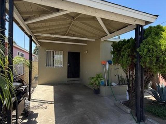 House for sale in Paramount, California