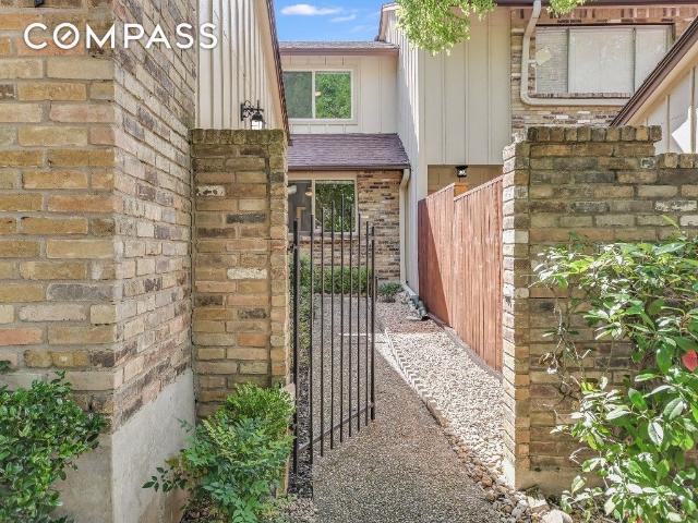 Townhouse for sale in Austin