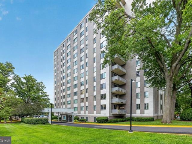 Condo for sale in Bethesda, Maryland