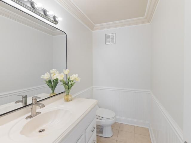 Condo for sale in Woodridge, Illinois