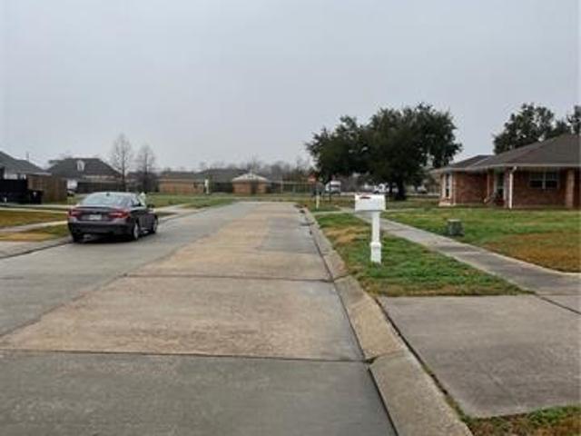 Land for sale in Chalmette, Louisiana