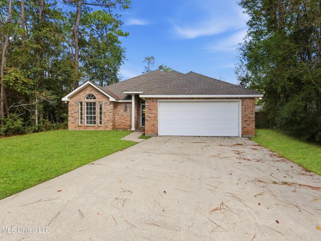 House for sale in Diamondhead, Hancock County