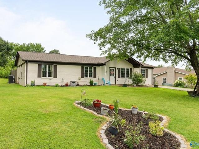 House for sale in Harvest, Alabama