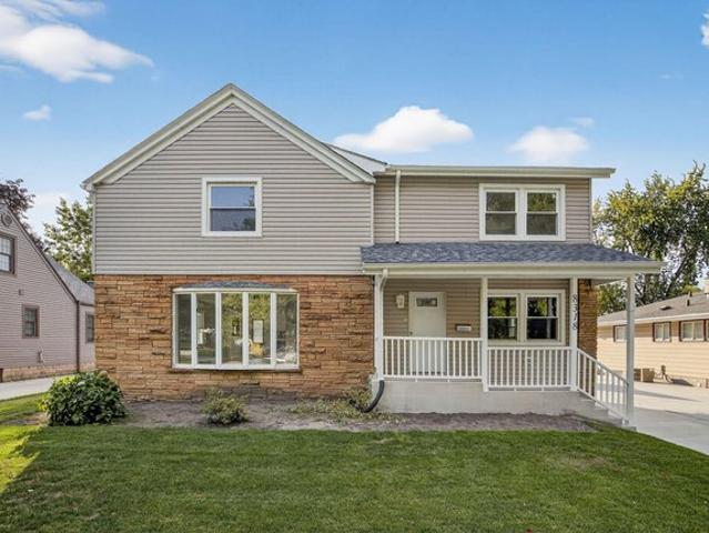 House for sale in Munster, Indiana