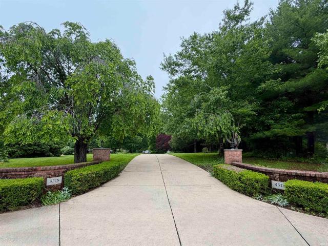 House for sale in Bloomington Of Minnesota, Indiana