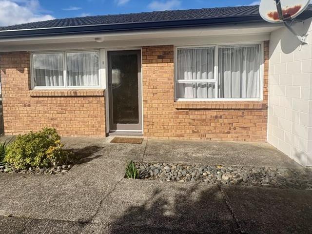 Apartment for rent in Te Atatū South, Henderson-Massey