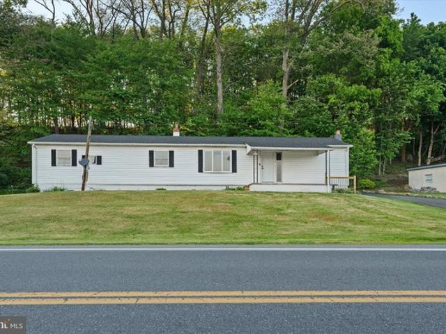 House for sale in Pine Grove, Pennsylvania