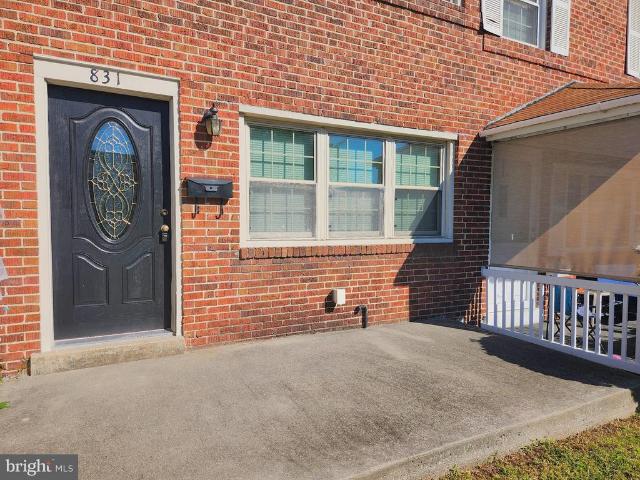 Townhouse for sale in Beverly Hills, Dundalk