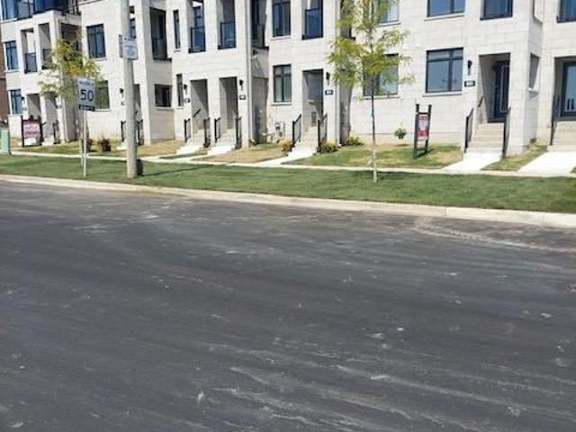 Townhouse for rent in Woburn, Ontario