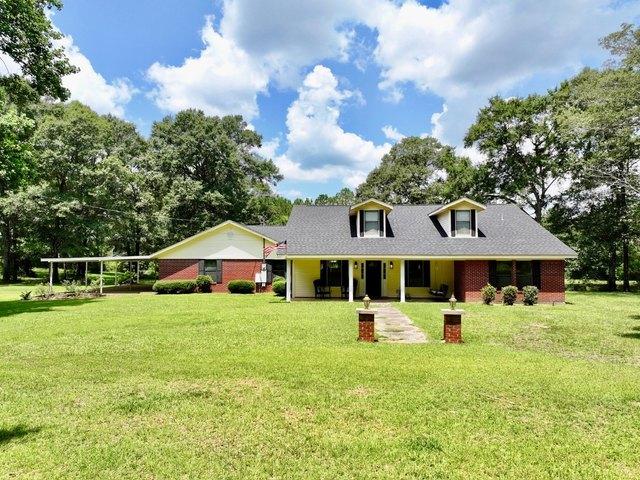 House for sale in Calvert, Alabama