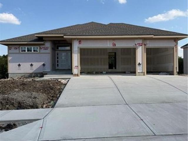 House for sale in Raymore, Cass County