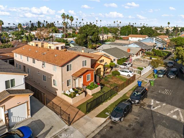 House for sale in Vermont Square, Los Angeles