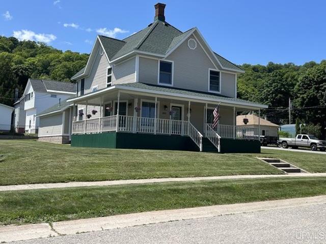House for sale in Munising, Michigan