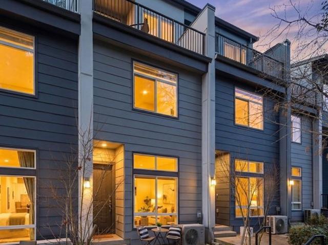 Townhouse for sale in Kenmore, Washington