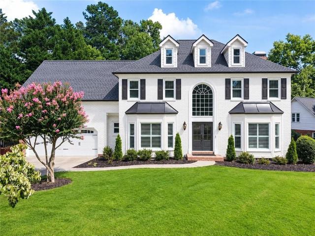 House for sale in The Heritage At Horseshoe Bend, Roswell