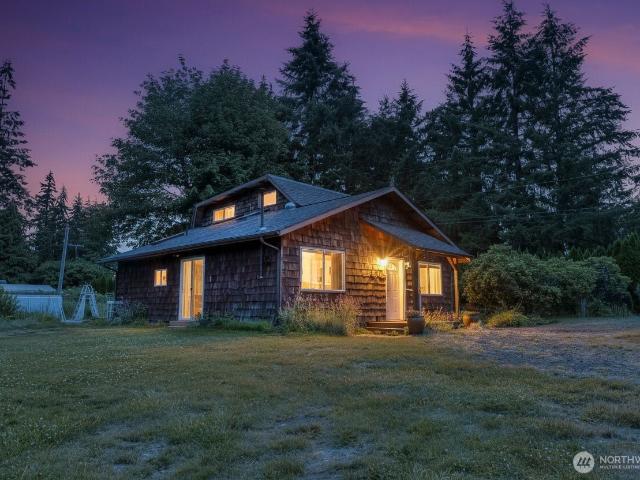 House for sale in Thurston, Washington