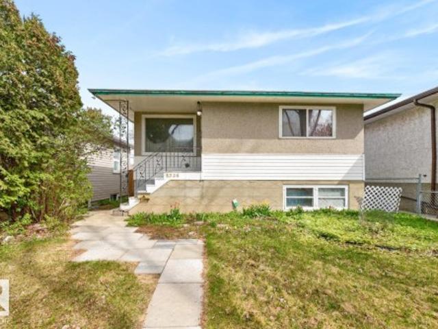 House for sale in Wedgewood, Alberta