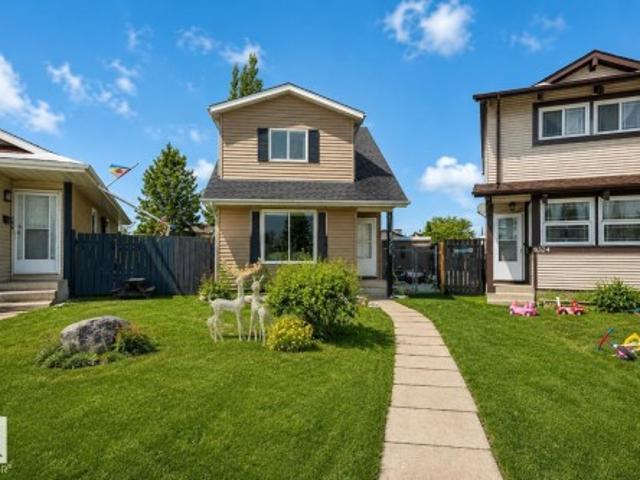 House for sale in Wedgewood, Alberta