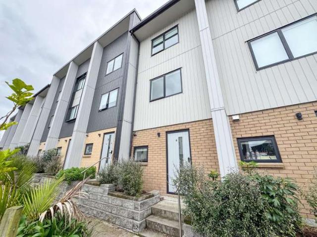 Townhouse for rent in Auckland