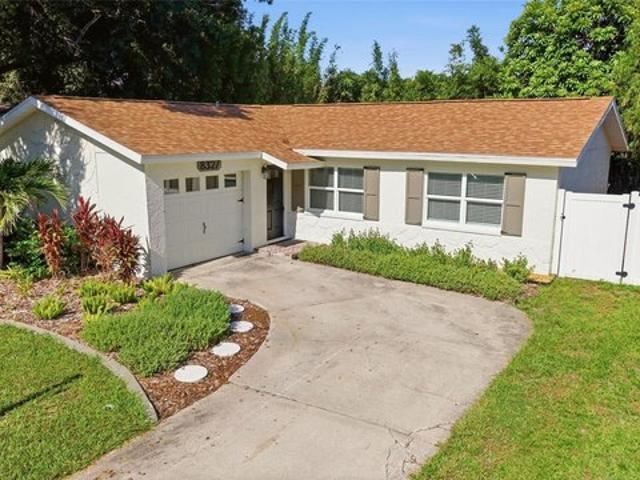 House for sale in Seminole, Florida