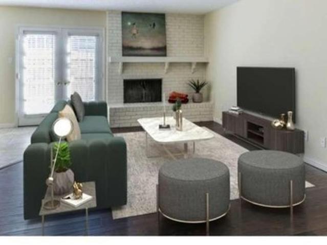 Townhouse for sale in Bedford, Texas