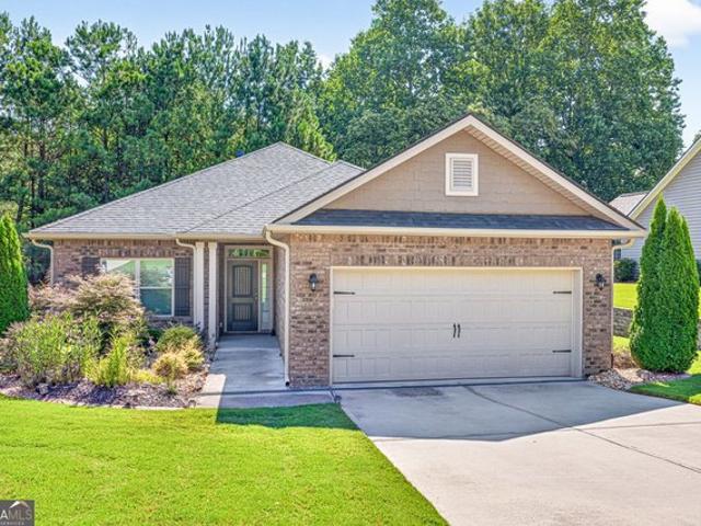 House for sale in Commerce, Jackson County
