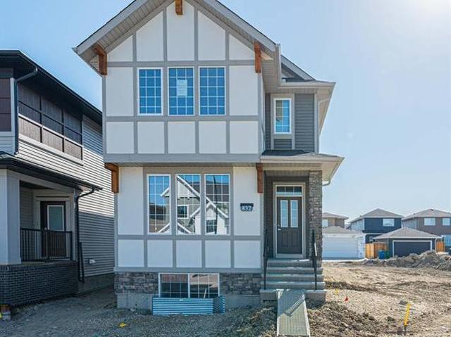 House for sale in Airdrie, Alberta