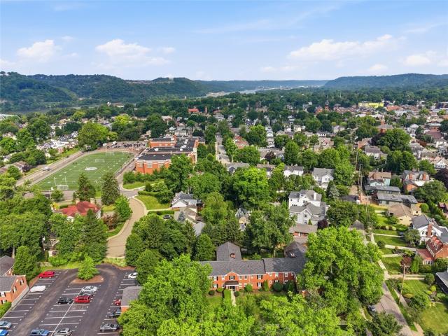 Condo for sale in Sewickley, Pennsylvania