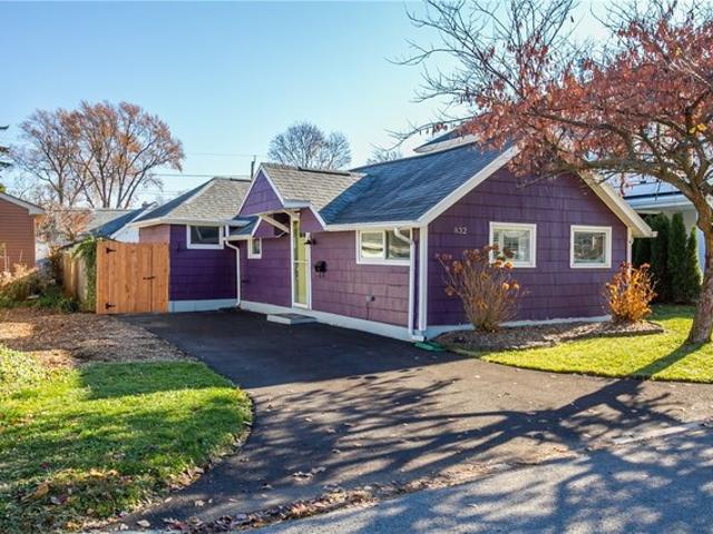 House for sale in Oak Hill, New York