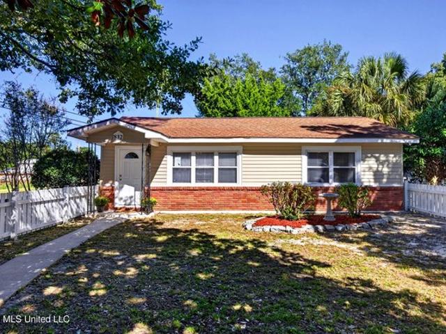 House for sale in Gulfport, Harrison County