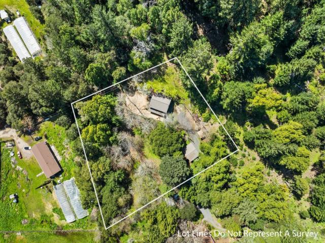 House for sale in Philo, California