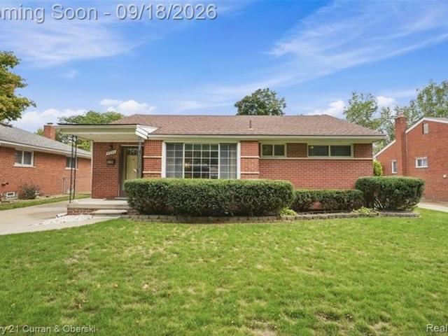 House for sale in Sylvia Lanes, Dearborn Heights