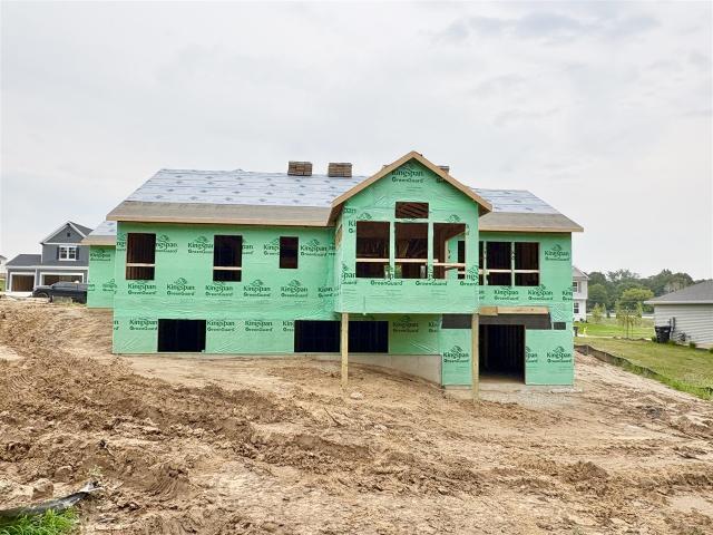 House for sale in Caledonia Charter Township