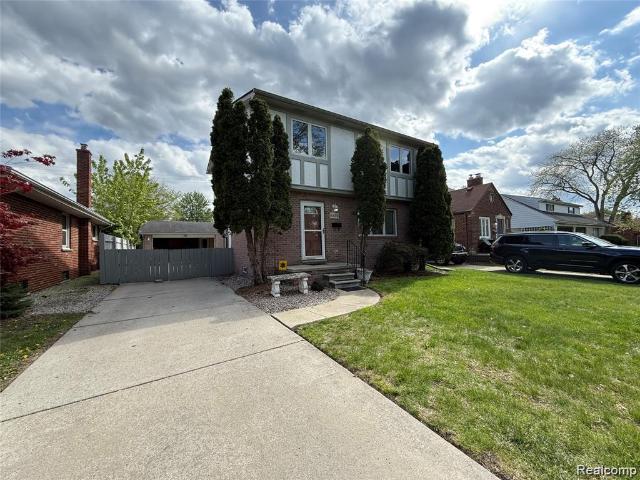 House for sale in Center Line, Michigan