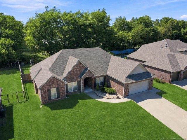House for sale in Rogers, Oklahoma