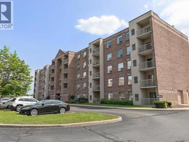 Condo for sale in Maidstone, Ontario